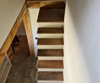 staircase in oak and limepaint tablets
